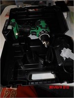 HITACHI CORLESS DRILL W/ CHARGER & BATTERIES