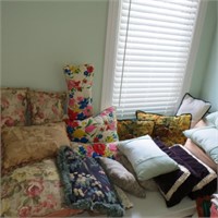 Large lot of Decorative Throw Pillows