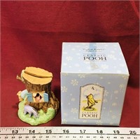 Classic Pooh Scene Resin Decorative Piece & Box