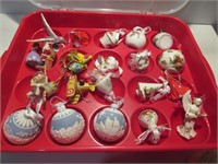 COLLECTIBLE CHRISTMAS ORNAMENTS IN CONTAINER