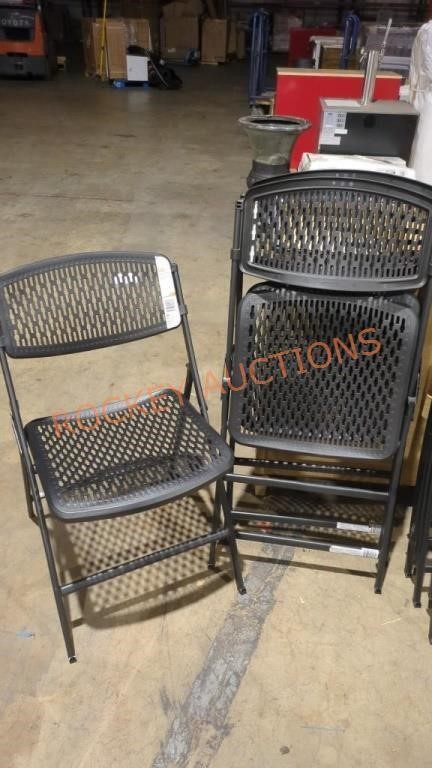Outdoor folding plastic chairs 3 x bid