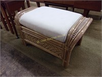 Extra Fancy Lacquered Bamboo Bustle Bench with