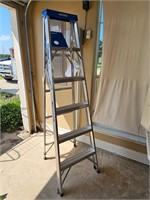 Werner 6 ft ladder like new
