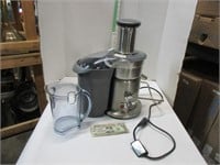 Heavy duty electric juicer with pitcher