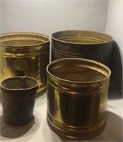 4 brass planters