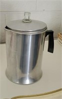 Coffee percolator with insides