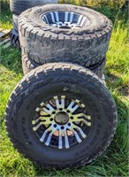 Used Toyo R/T Open Country Truck Tires w/ Rims