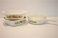 2 PIECES CORNING - SPICES OF LIFE PATTERN - 8 3/4"
