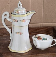Lot Of 2 Beautiful Vintage Teapots