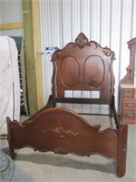 331-VICTORIAN BED W/ RAILS