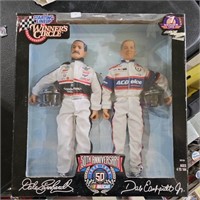 Winner Circle D.Earnhardt Jr/Sr Collector Doll Set