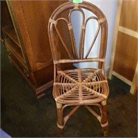 VINTAGE RATTAN CHAIR