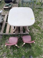 Little Tykes Outdoor Table Set