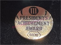 10K Gold "Roche President Award 3" lapel pin(2.4g)