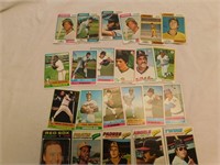 23 baseball cards from the 70's