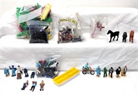 Plastic City Railroad people/figures animals vehic