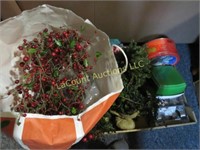 greenery red berry garland napkin holder sets