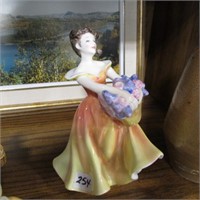 ROYAL DOULTON - LESLEY