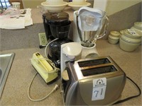 COFFEE MAKER/ TOASTER/ BLENDER/ HAND MIXER