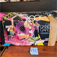 1986 Barbie Rockers dance cafe