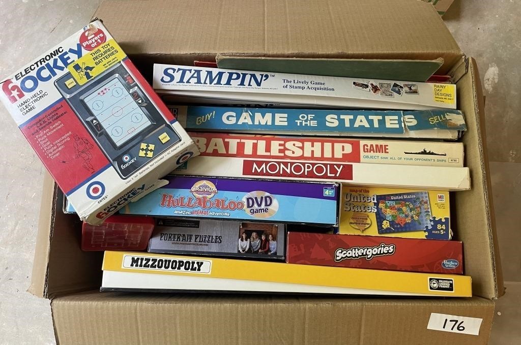 Box of games w/electronic hockey