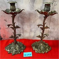 11 - PAIR OF CANDLE STICKS (Z157)
