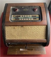 Philco Vintage Record Player/Radio Model 10639