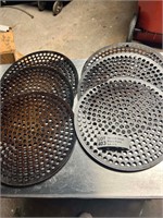 10 inch Pizza Pans Super Hole Lot of 6