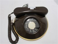 RETRO ROTARY TELEPHONE