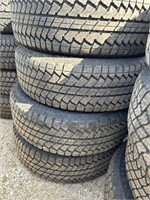 Set of 4 Bridgestone Dueler A/T tires 265/70R17