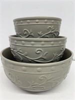 Stackable bowl set