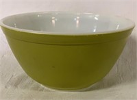 PYREX 1-1/2 QT. BATTER BOWL