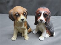 Beagle and Bassat Hound Lefton Dog Figures
