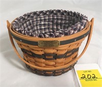 1998 Miniature "Apple" basket