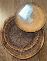Wicker Bowls & Wooden Tray Bowl