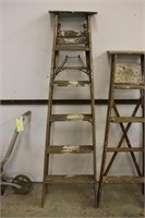 6' Wooden Ladder