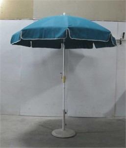 97" Outdoor Umbrella W/Stand