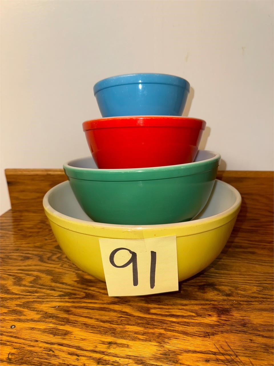 Primary colors Pyrex mixing bowl set complete