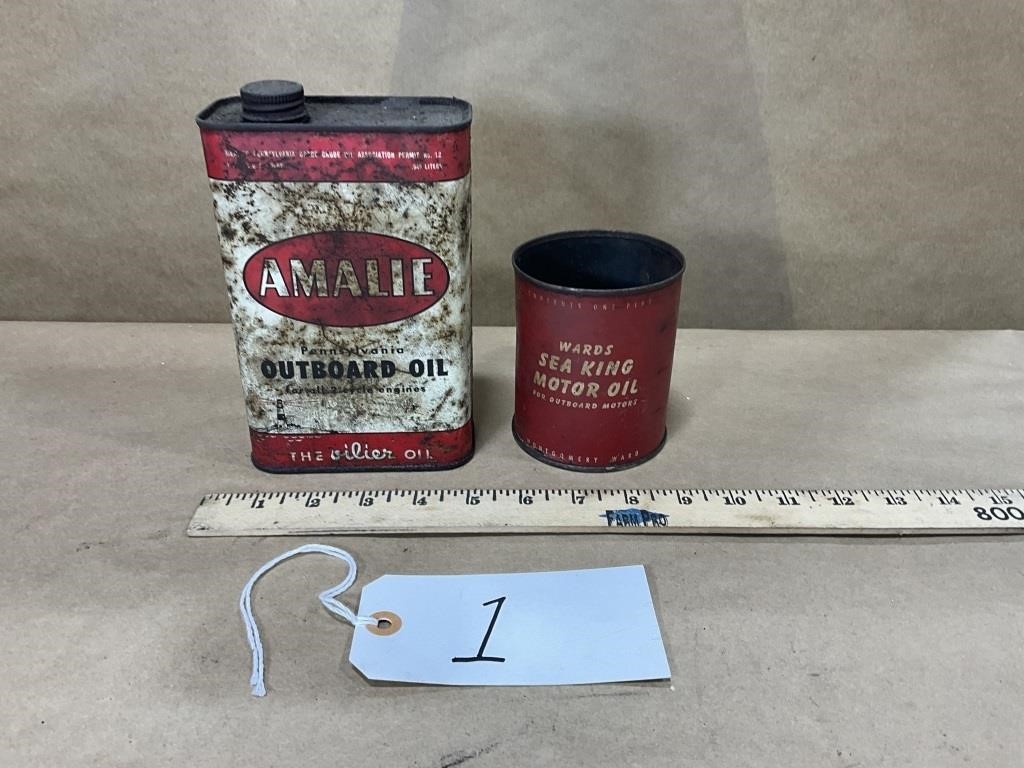 Wards Sea King 2 cycle oil cup & Amalie oil can