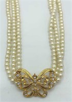 SP AVON Rhinestone Butterfly Faux Pearl Necklace