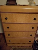 EASTLAKE 4 DRAWER CHEST