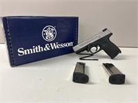 Smith & Wesson Model SD9 VE 9mm Pistol