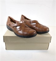 NEW Clark's Women's Shoes (Size: 9 1/2)