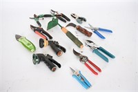 Pruning Shears, Hoe, Water Nozzles