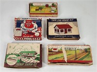 5) VINTAGE PLASTICVILLE BUILDINGS W/ BOX