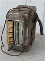 Vintage A M Vacuum Tube Slant Chrome Front Radio