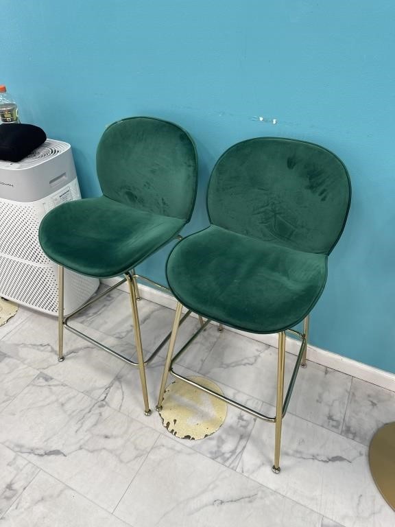 HIGH GREEN CHAIRS