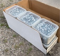 (6) TUBS OF SCREWS 8 X 2 500 PCS PER TUB