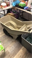 plastic cart with wheels