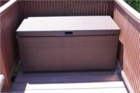 Patio storage chest